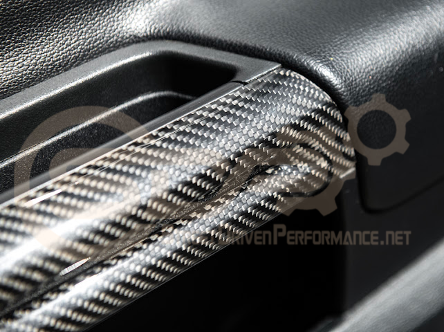 2024-UP FORD MUSTANG S650 | CARBON FIBER SIDE DOOR ARMREST PANEL TRIM COVER